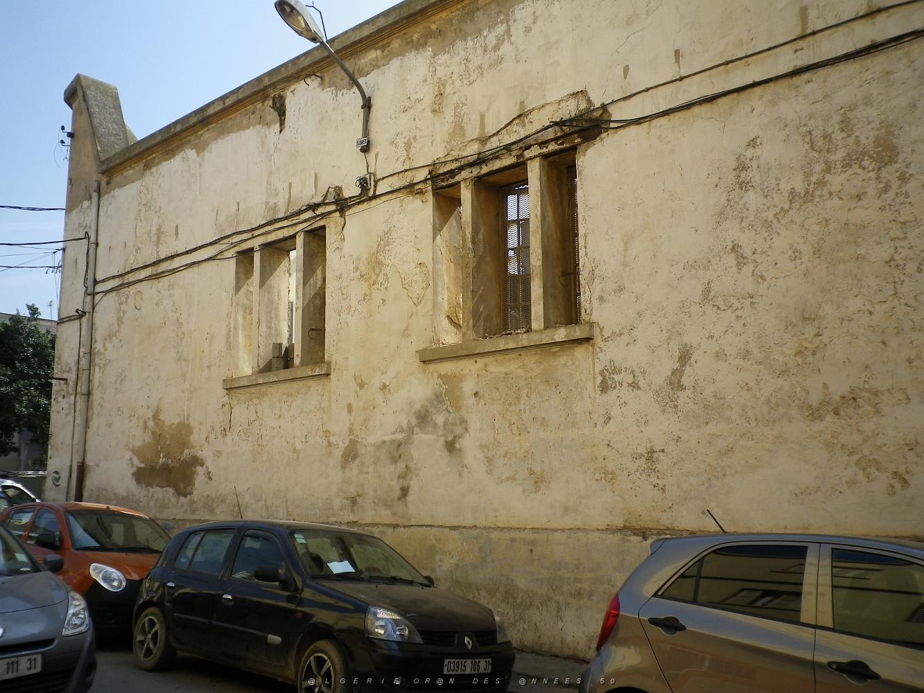 2069 RUE THEUS.JPG